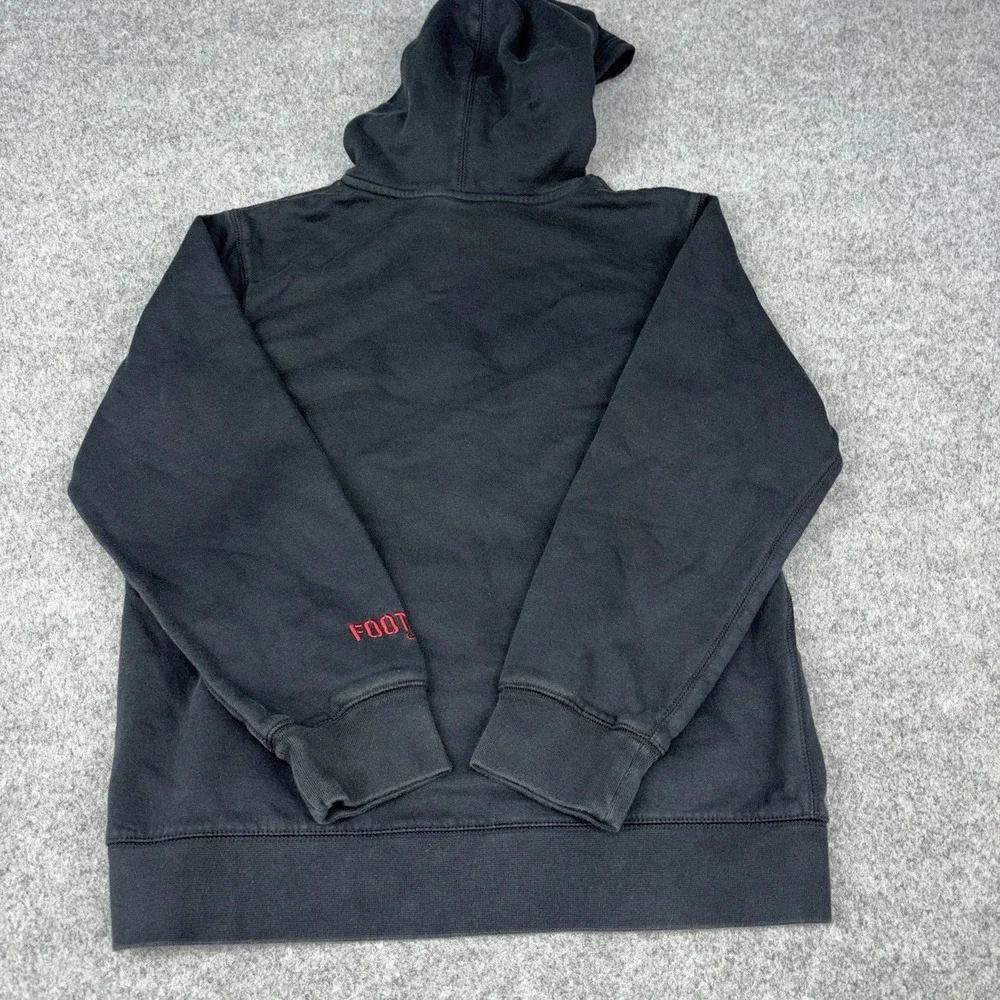 Nike Football Hoodie Boys XL 18-20 Black Red Embroidered Swoosh Pullover Logo